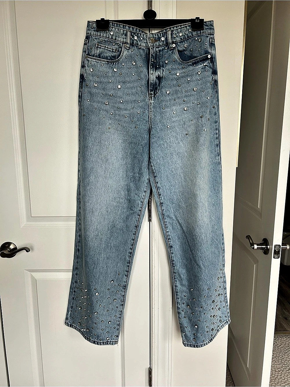 Blank NYC The Franklin Rhinestone Straight Leg Jeans in Blue Waist 31